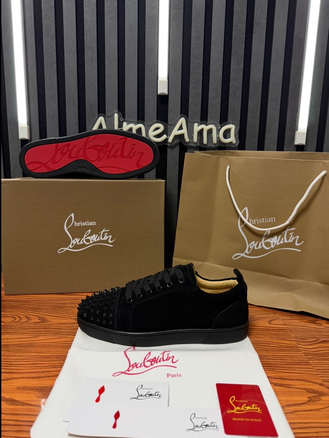 Louboutin - Nera Camoscio