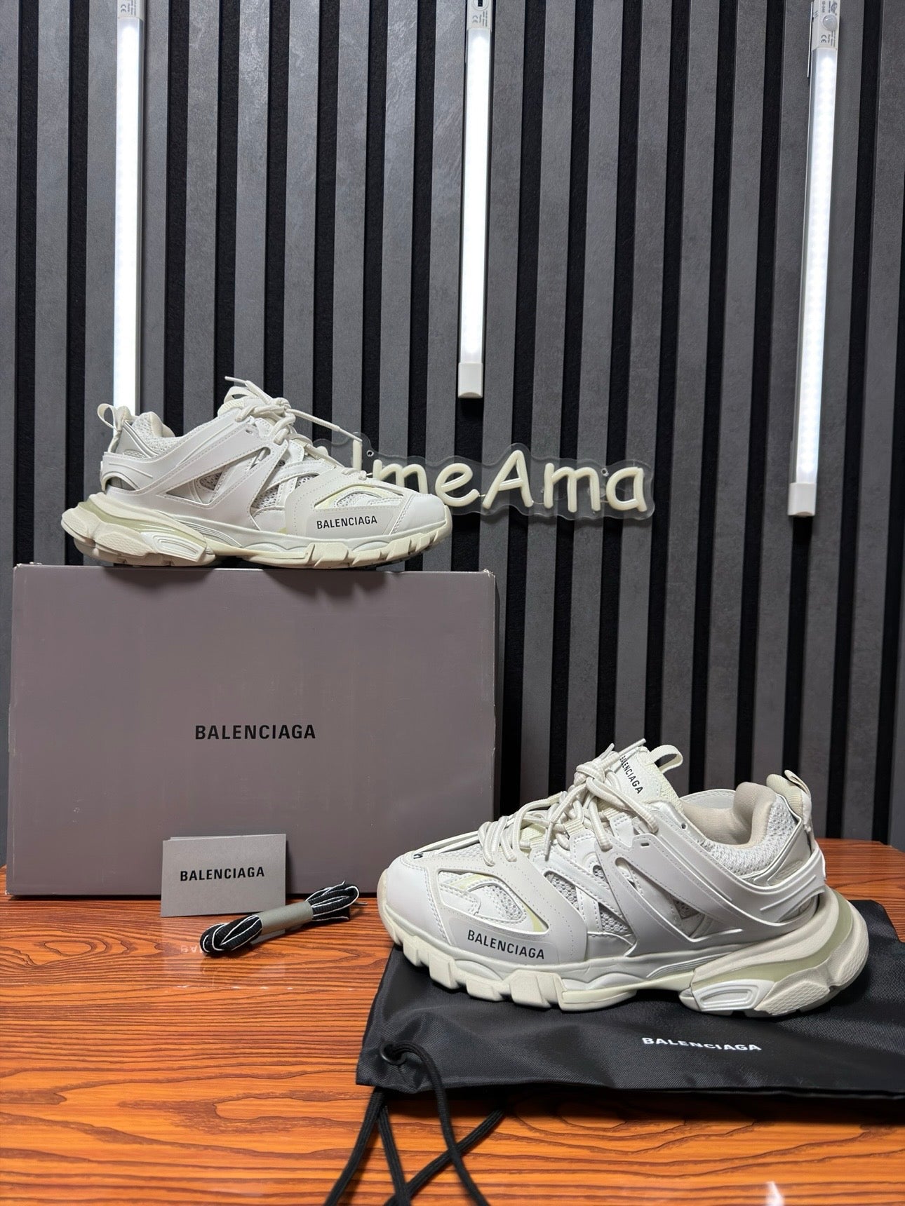 Balenciaga - Track